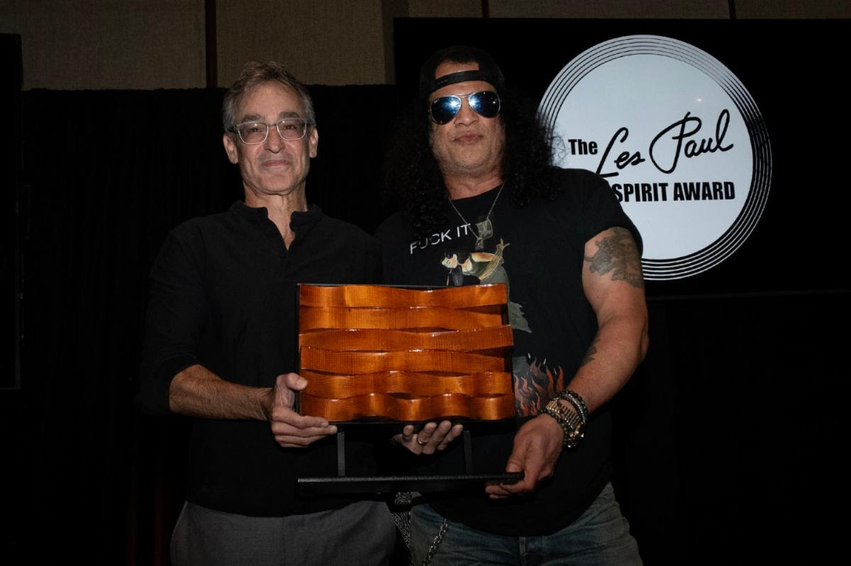 Slash receives 2026 Les Paul Spirit Award, honoring a legacy on innovation and rock ’n’ roll