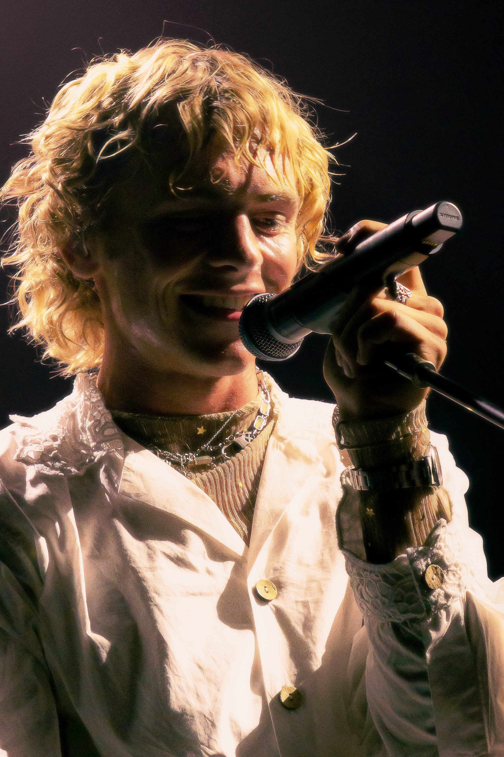 The Driver Era live in Los Angeles California at The Hollywood Palladium featuring Ross Lynch, Rocky Lynch, and Ricky Lynch