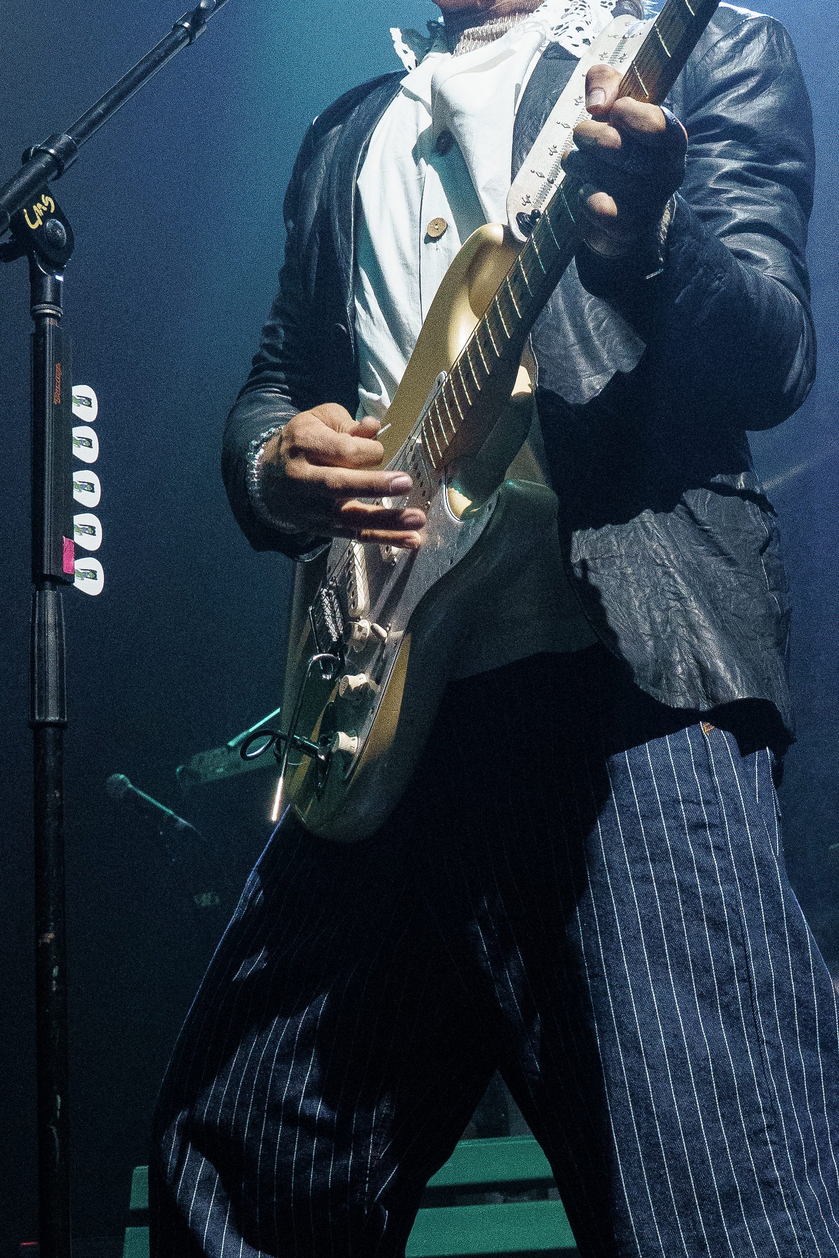 The Driver Era live in Los Angeles California at The Hollywood Palladium featuring Ross Lynch, Rocky Lynch, and Ricky Lynch