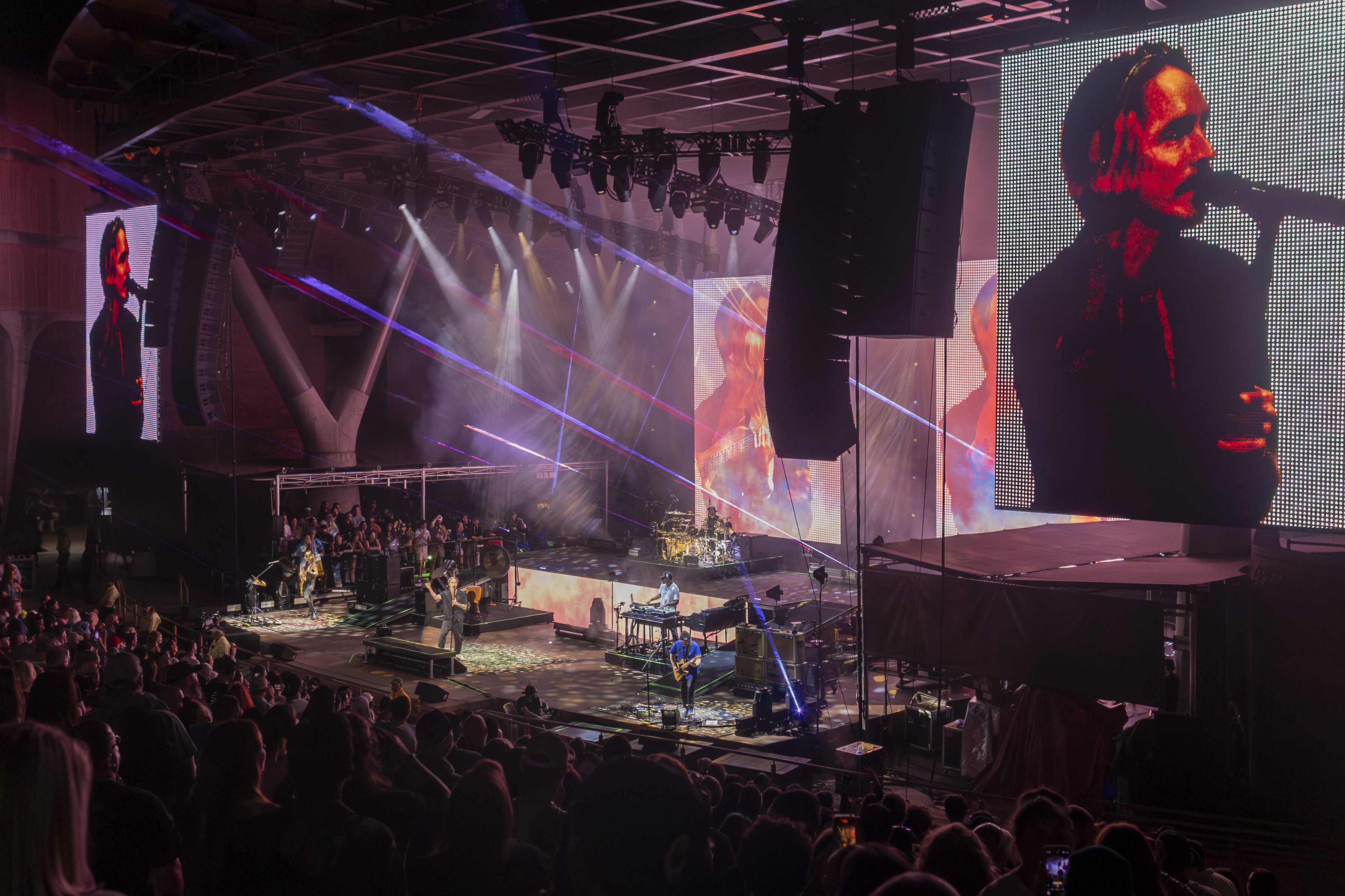 Incubus Performs at Red Rocks
