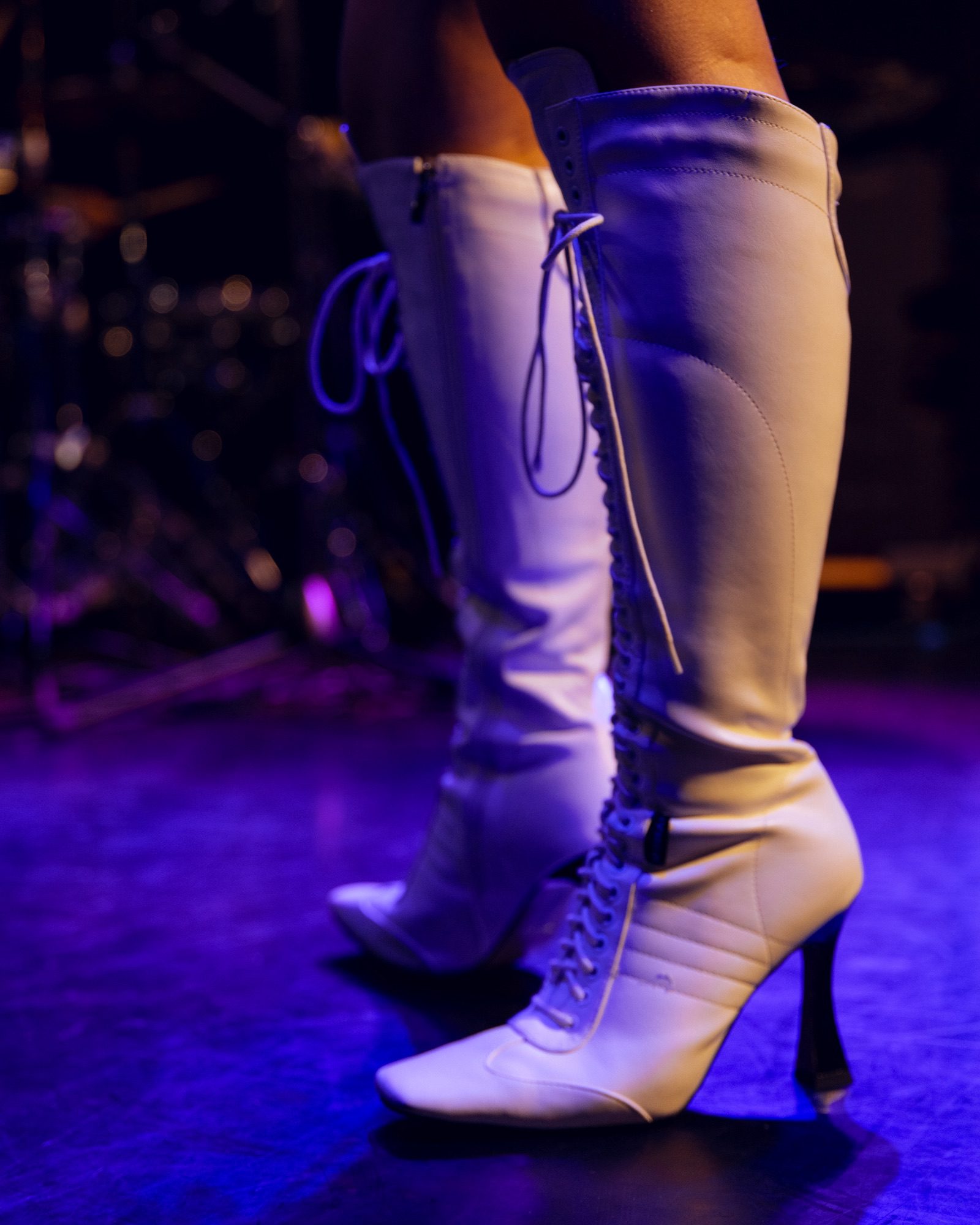 Cil live in Los Angeles, California, at The Moroccan Lounge