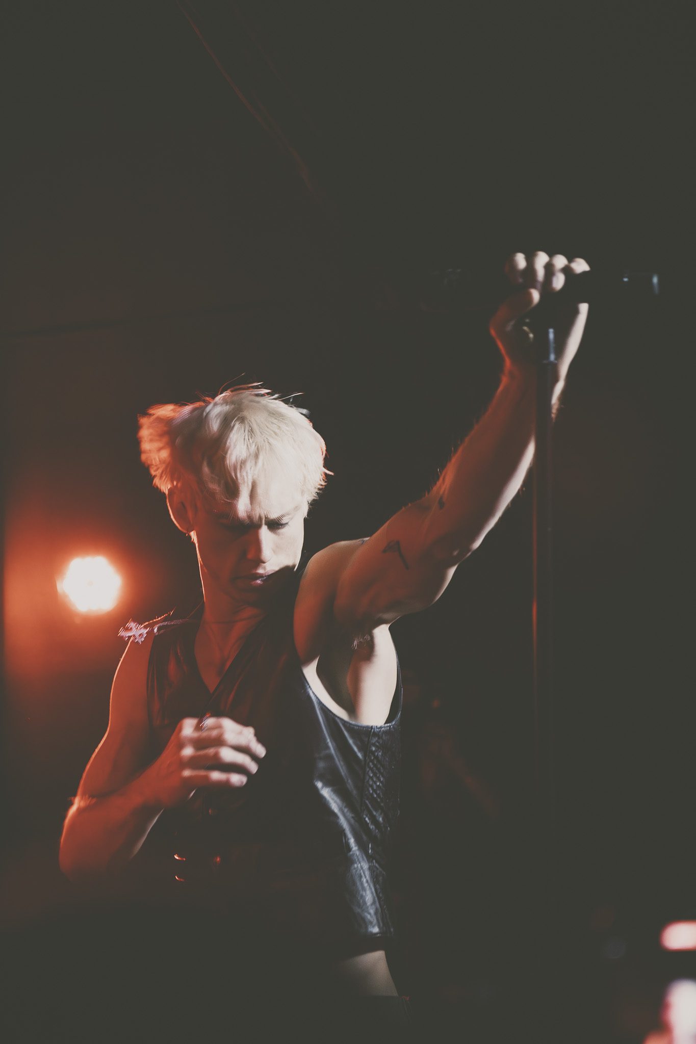 Haiden Henderson live at Mercury Lounge in New York City to celebrate 'tension' EP release