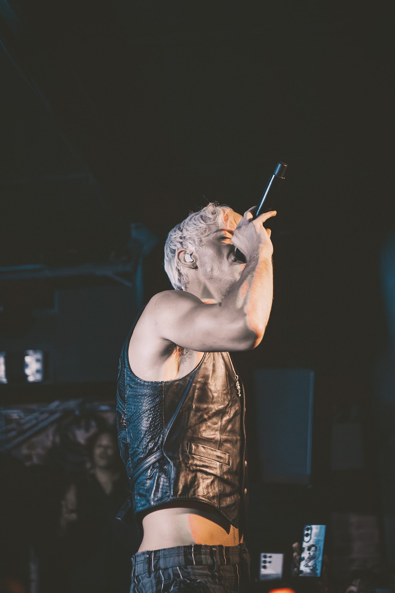 Haiden Henderson live at Mercury Lounge in New York City to celebrate 'tension' EP release