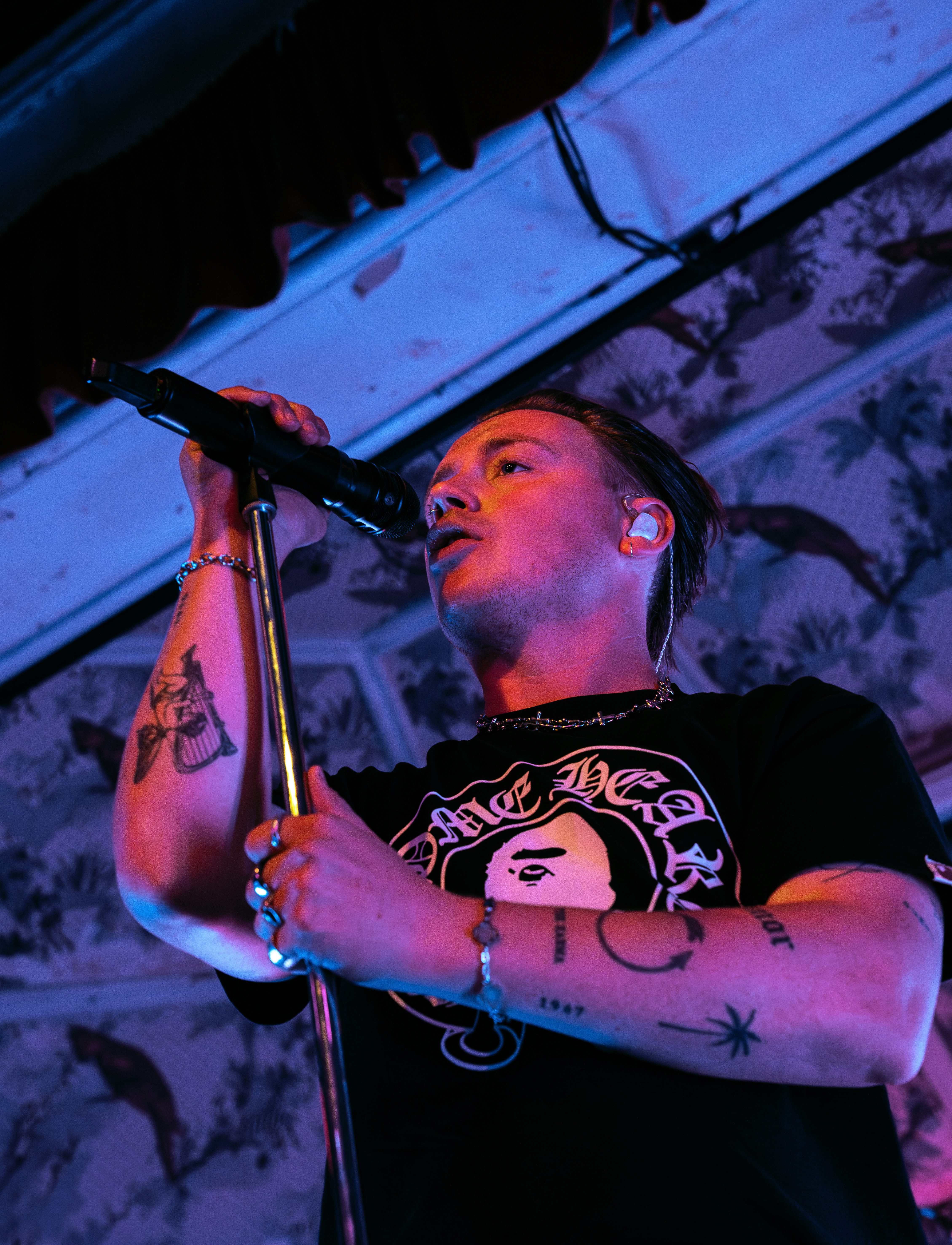 Only The Poets live at Deaf Institute in Manchester, United Kingdom