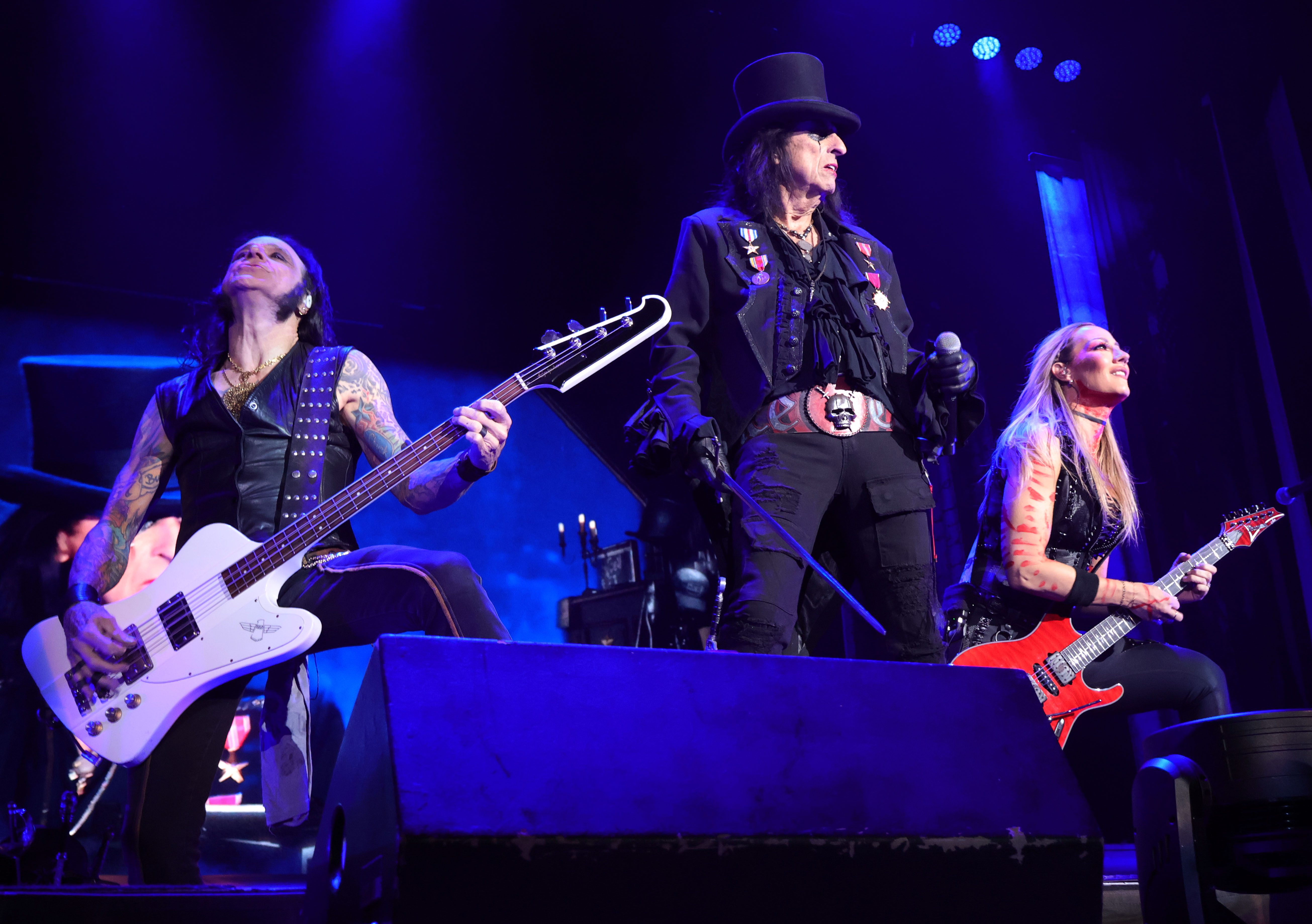 Alice Cooper and Judas Priest storm the deserts of New Mexico