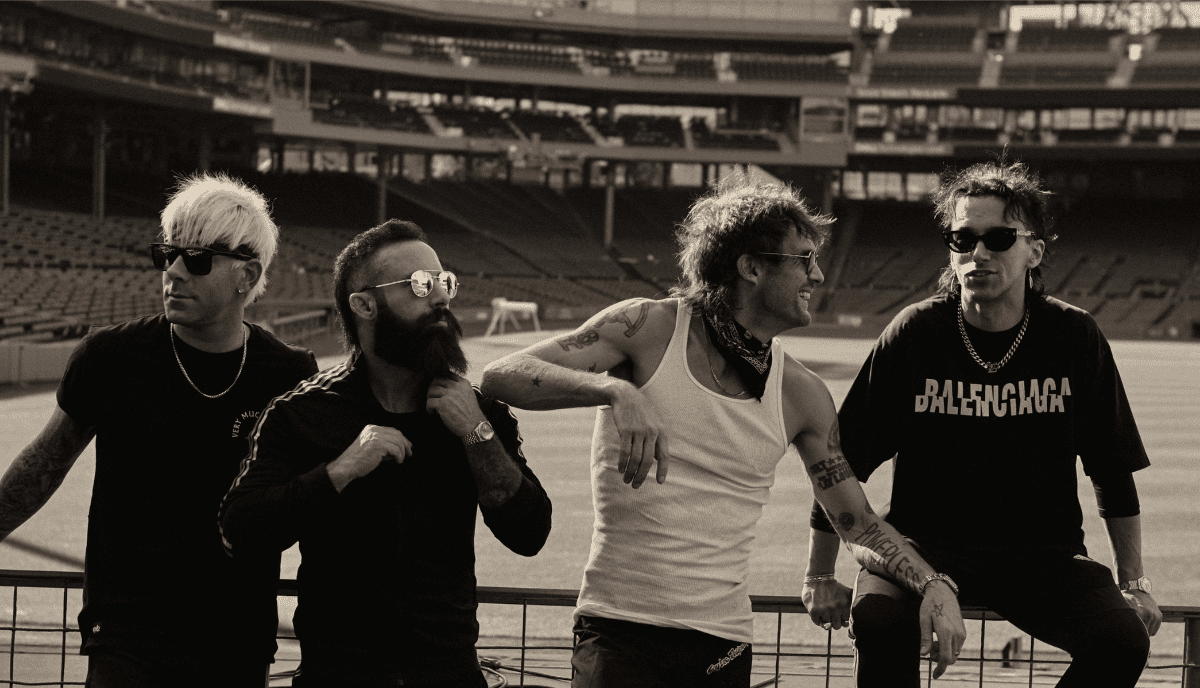 BOYS LIKE GIRLS announce ‘THE HOMECOMING (LIVE FROM THE MGM MUSIC HALL AT FENWAY PARK)’