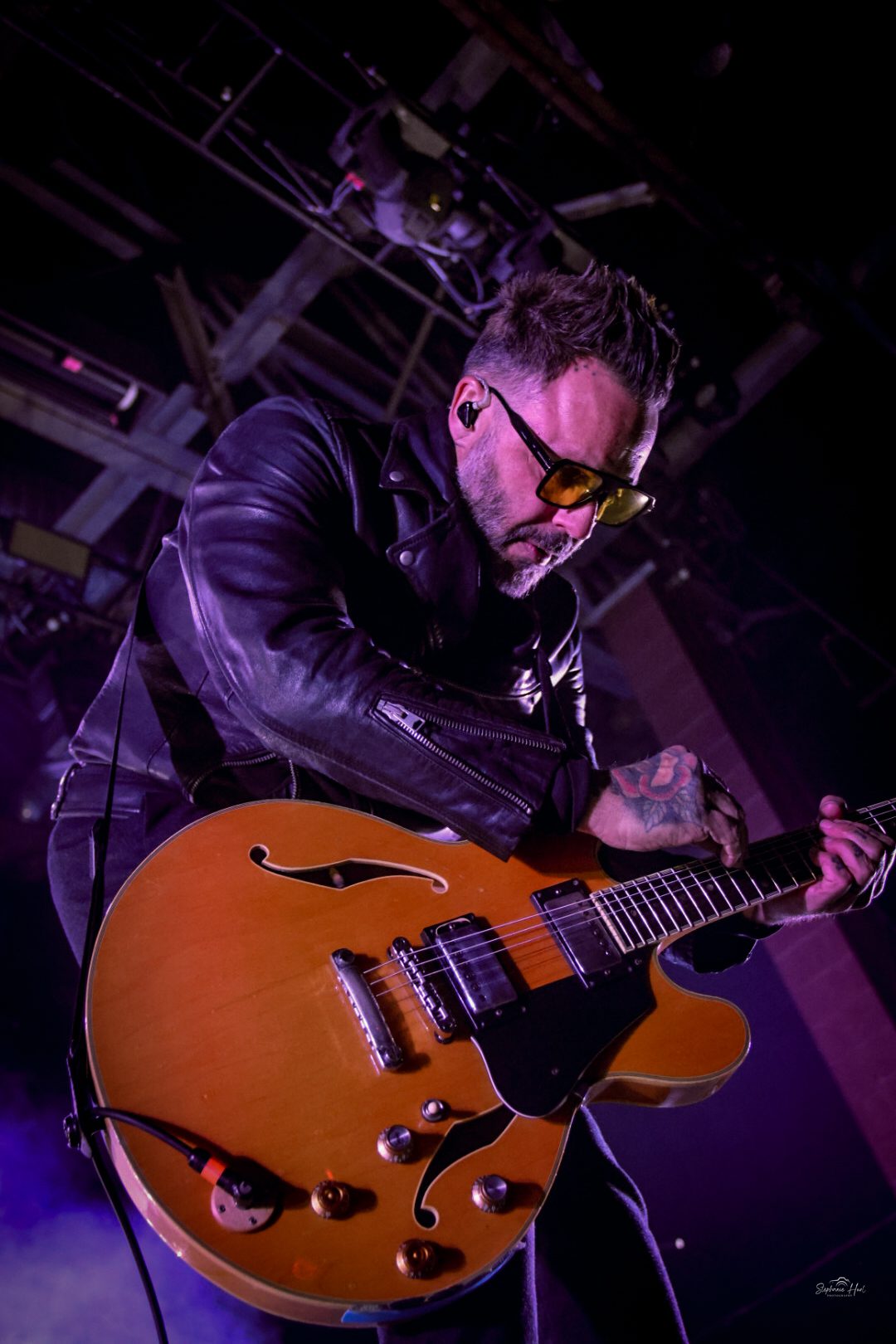 James and The Cold Gun