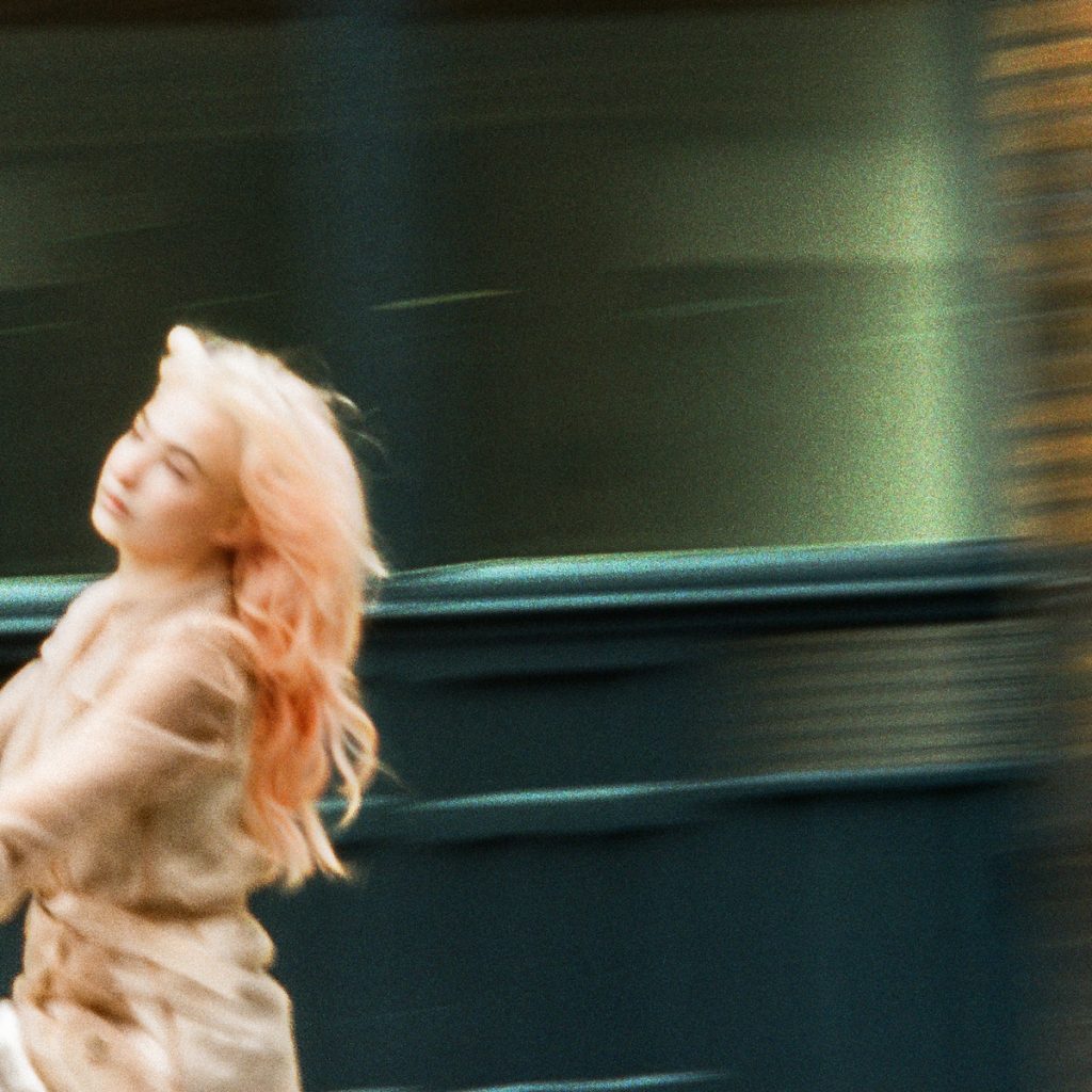 Sofia & The Antoinettes "Vespa"