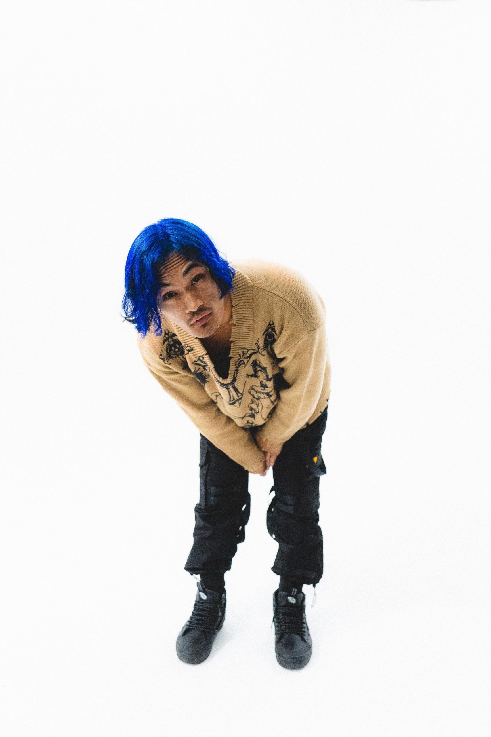 Los Angeles artist Darro releases nostaglic single “over you”