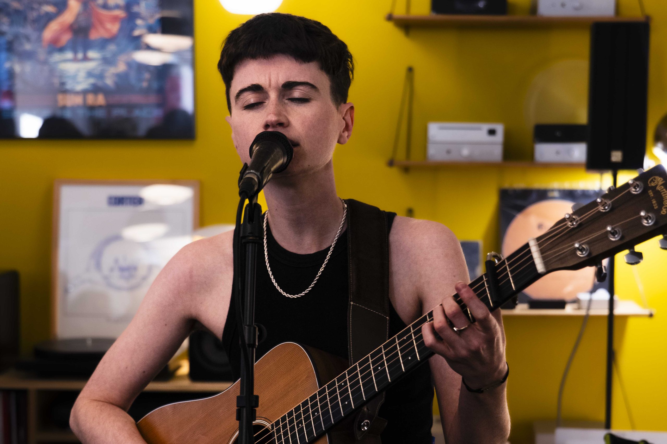 Ysé introduces Pour ce qui nous attend de mieux during a stripped-back showcase in Paris