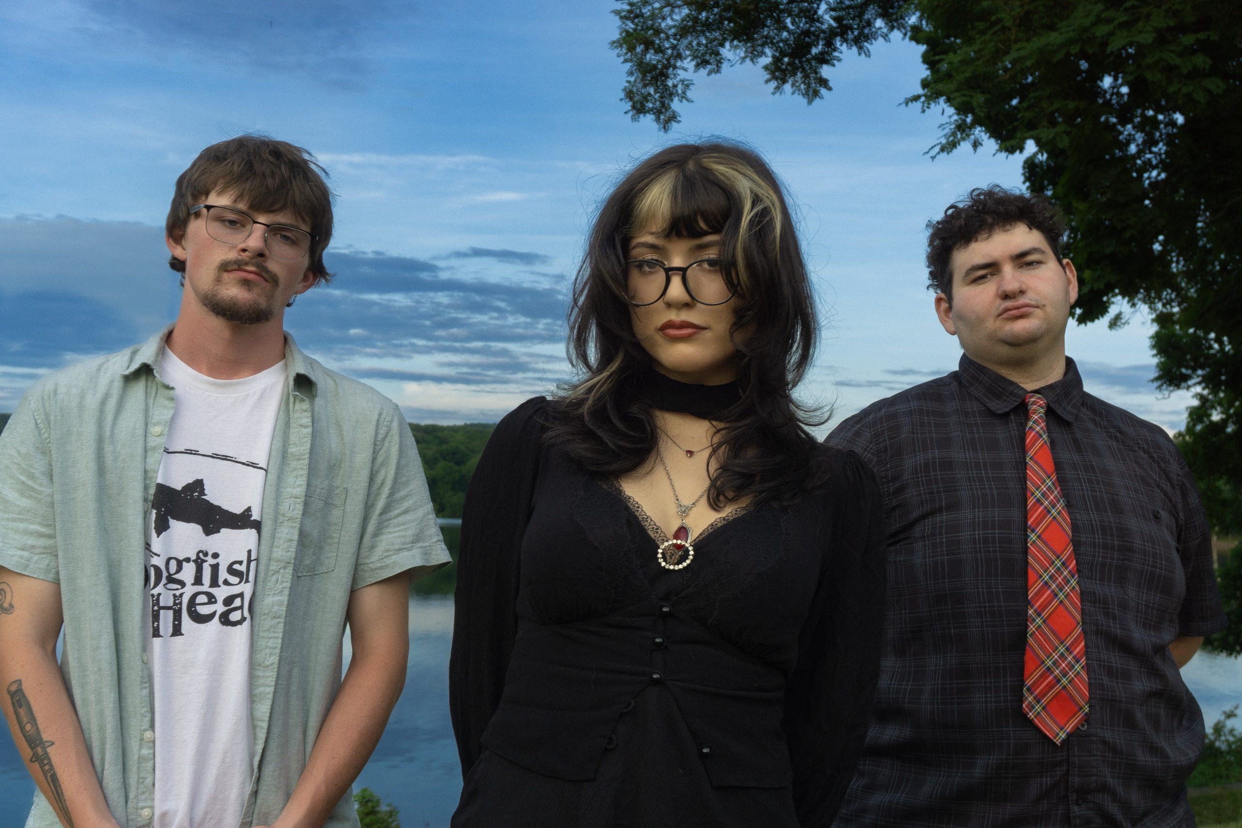 Punk-rock band from New Jersey, EYELID releases new single “walk away”