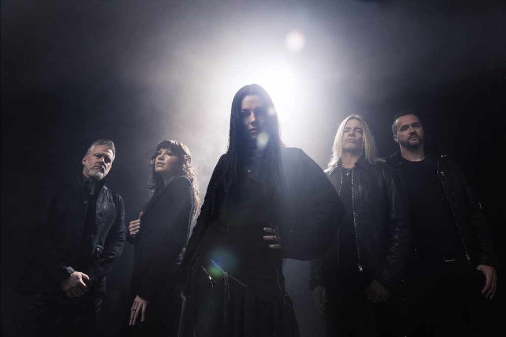 Evanescence release a new album Sanctuary