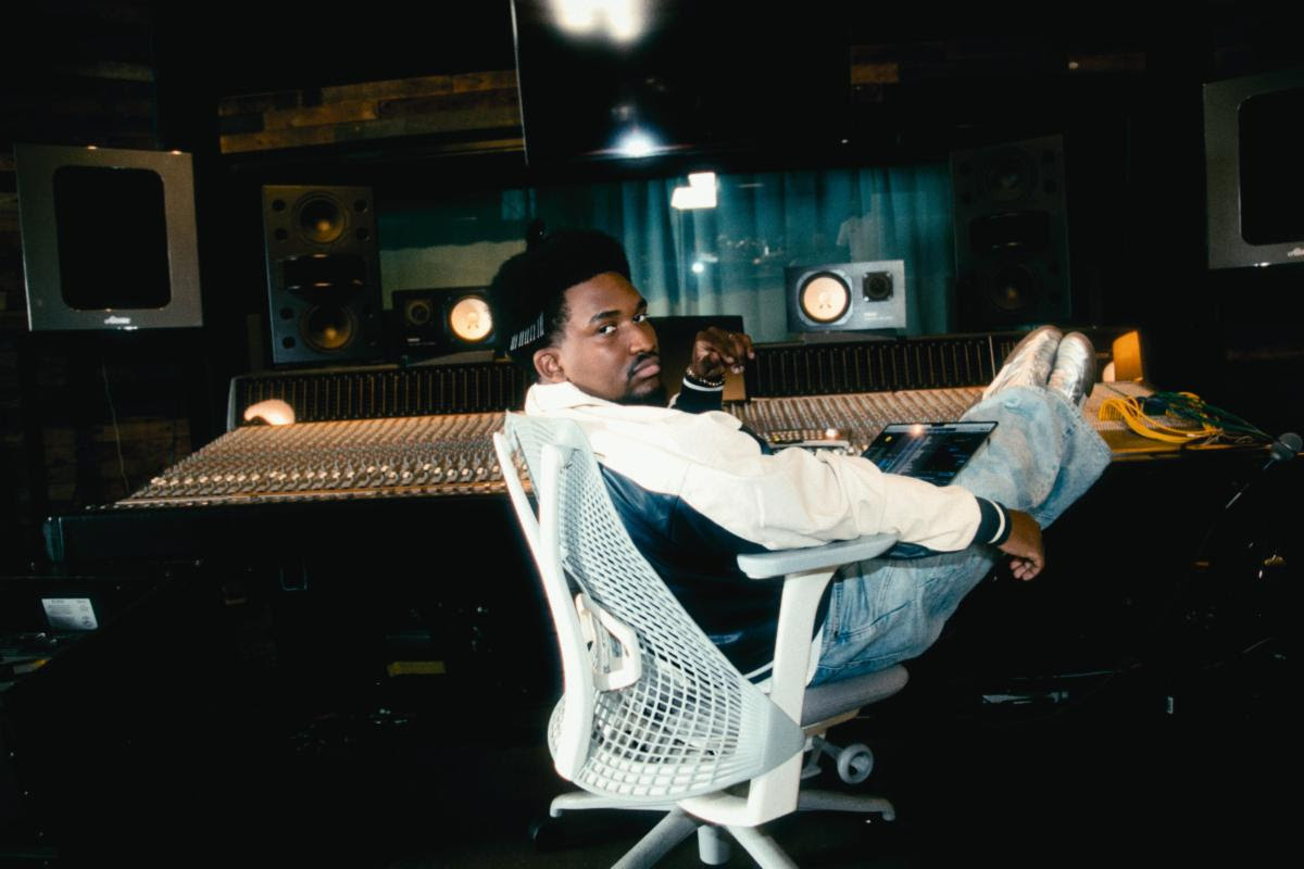 Tenroc shares uplifting new single “walk on the water” ahead of debut album ‘God Is A Person’
