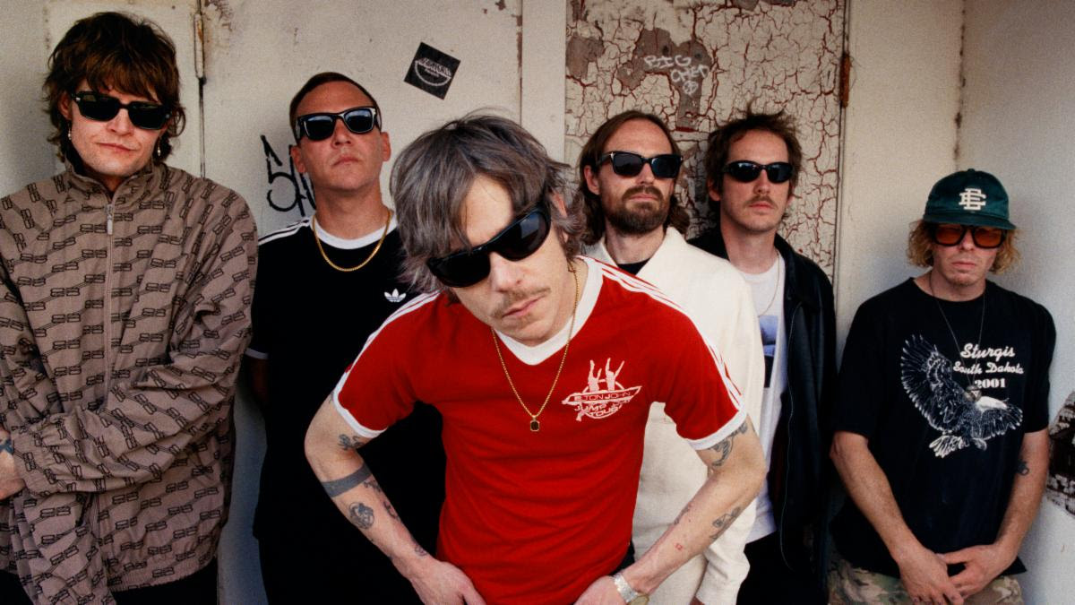 Cage The Elephant return with new single “Beaches In Tennessee”