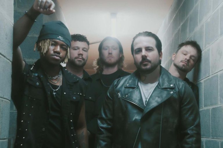Savage Hands dig deep with latest single, “Bruise”